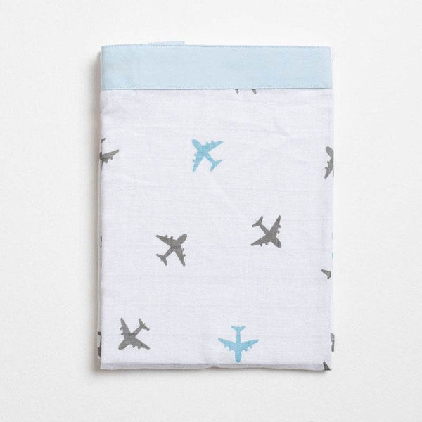 Aariro Nursing Apron - Dream Big - BabyAmore