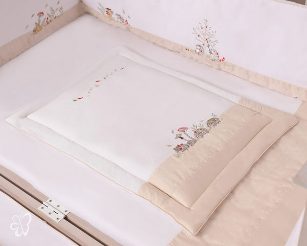 Blooms and Butterflies The Hedge Hand Quilt