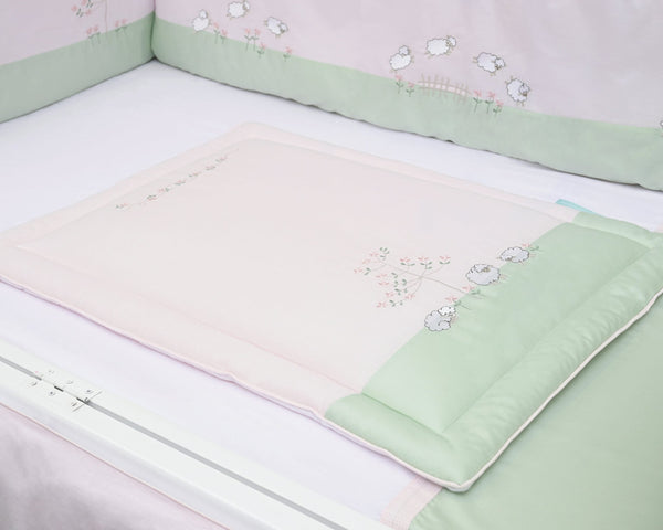 Blooms and Butterflies Lambs in Meadow Hand Quilt