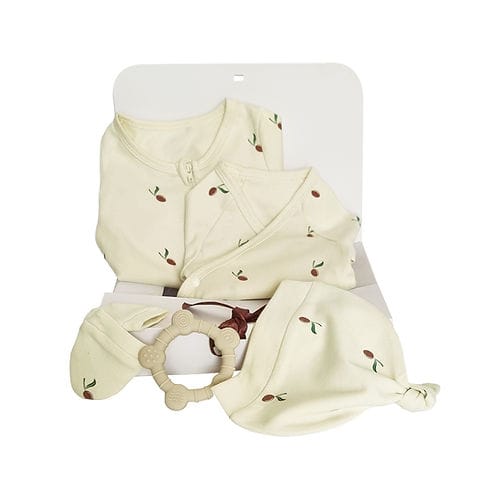 Tickle Tickle Babys First Organic Gift Hamper - Red Olea