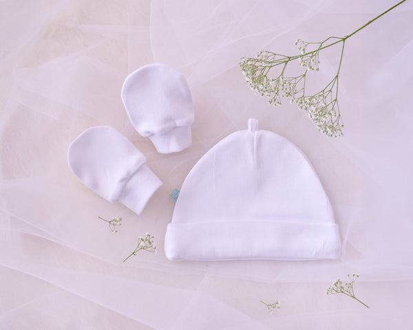 Blooms and Butterflies White Beanies & Mittens