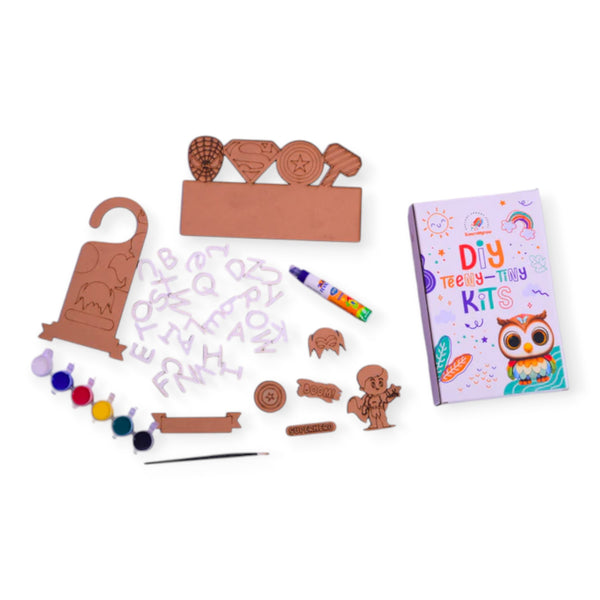 iLearnNgrow Teeny Tiny Superhero Theme Name Plate and Door Knob