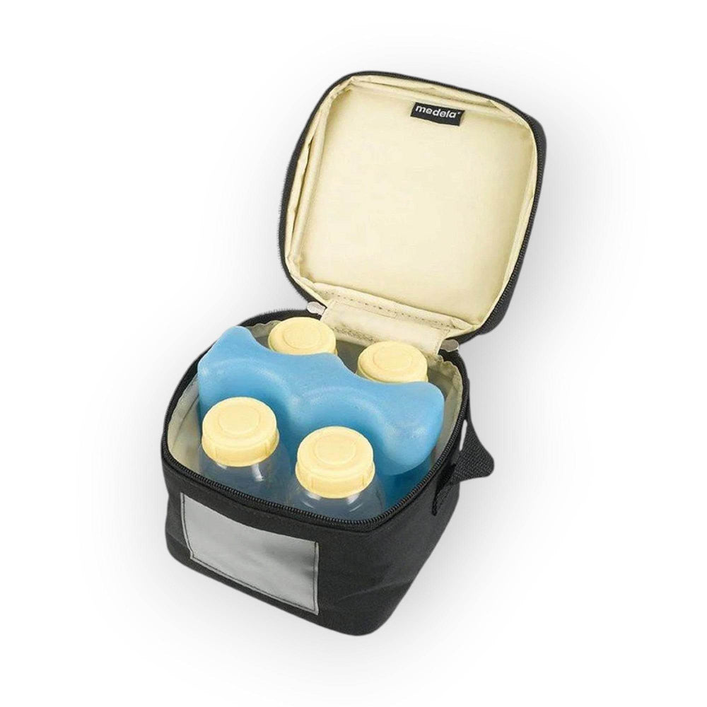 Medela Cooler Bag with (Set of 4) Milk Storage Bottles – BabyAmore