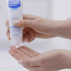 Buy Mustela Hydra Bebe Facial Cream, 40ml online with Free Shipping at Baby Amore India, Babyamore.in